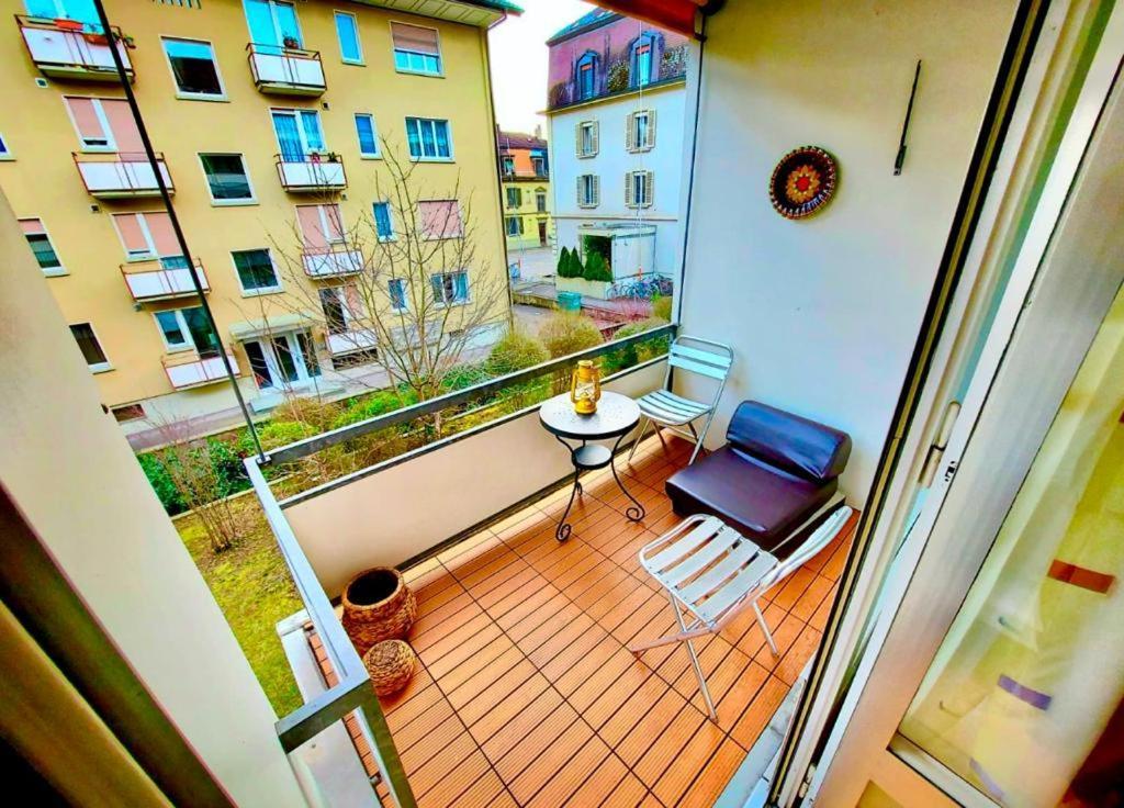 Large Apartment Bern City Centre Zewnętrze zdjęcie